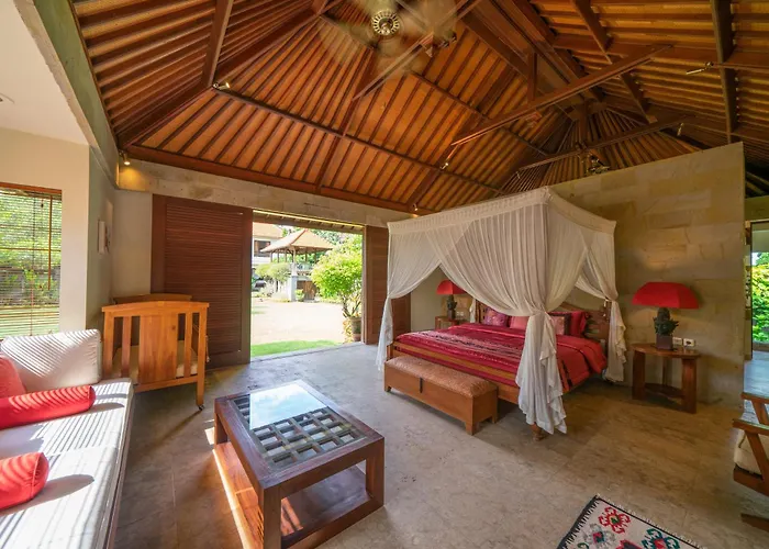 Villa The Puspita House